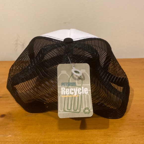 Black Straight Outta America Adjustable Mesh Back Trucker Style Hat - Picture 3 of 7